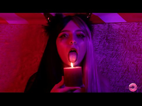 ❤️ Blowjob paiseanta ó Sexy Succubus le Comhlíonadh Béil Porn linn ❤